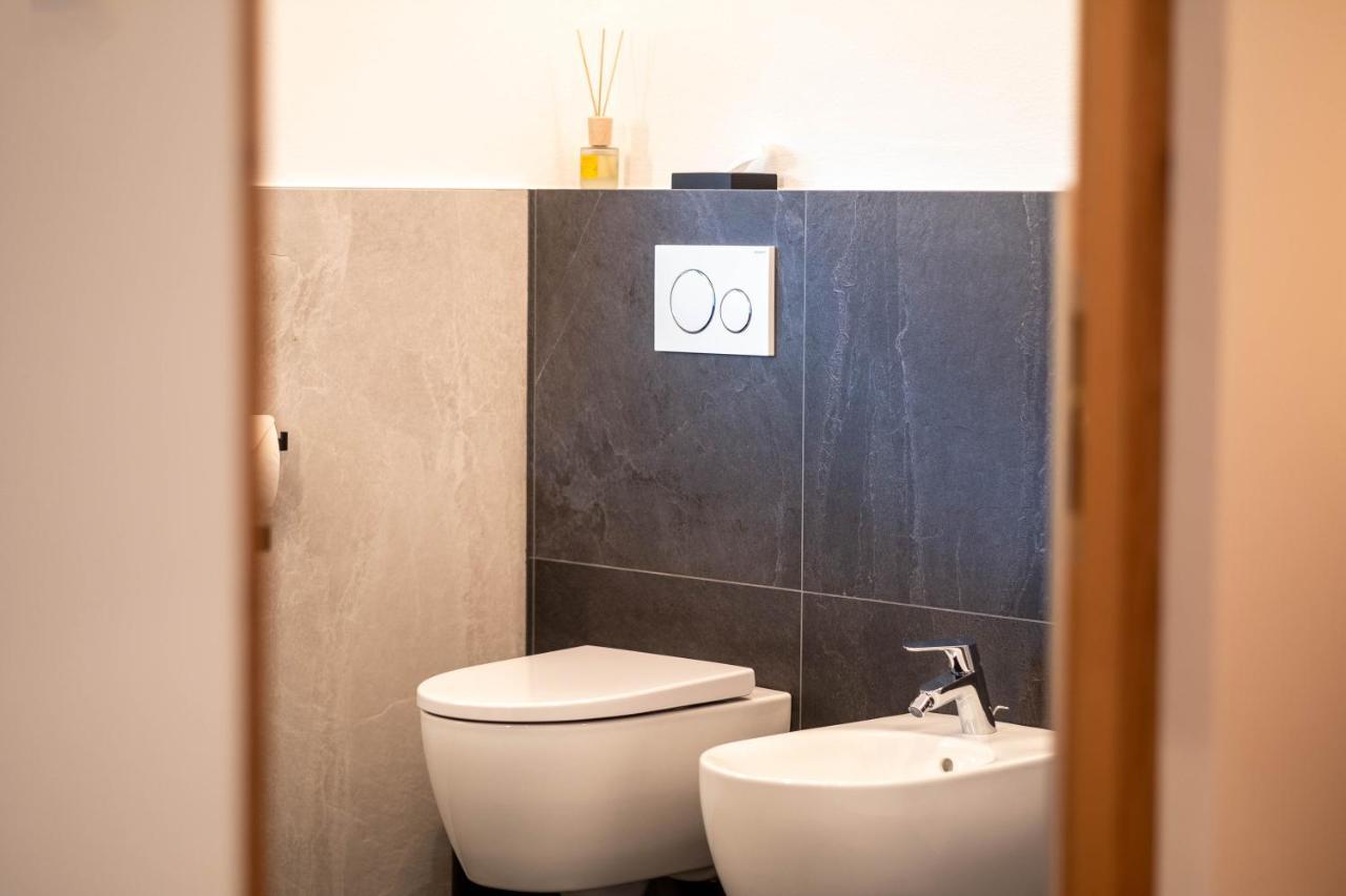 Luisl Hof - Apartment Pomum Cornaiano Luaran gambar
